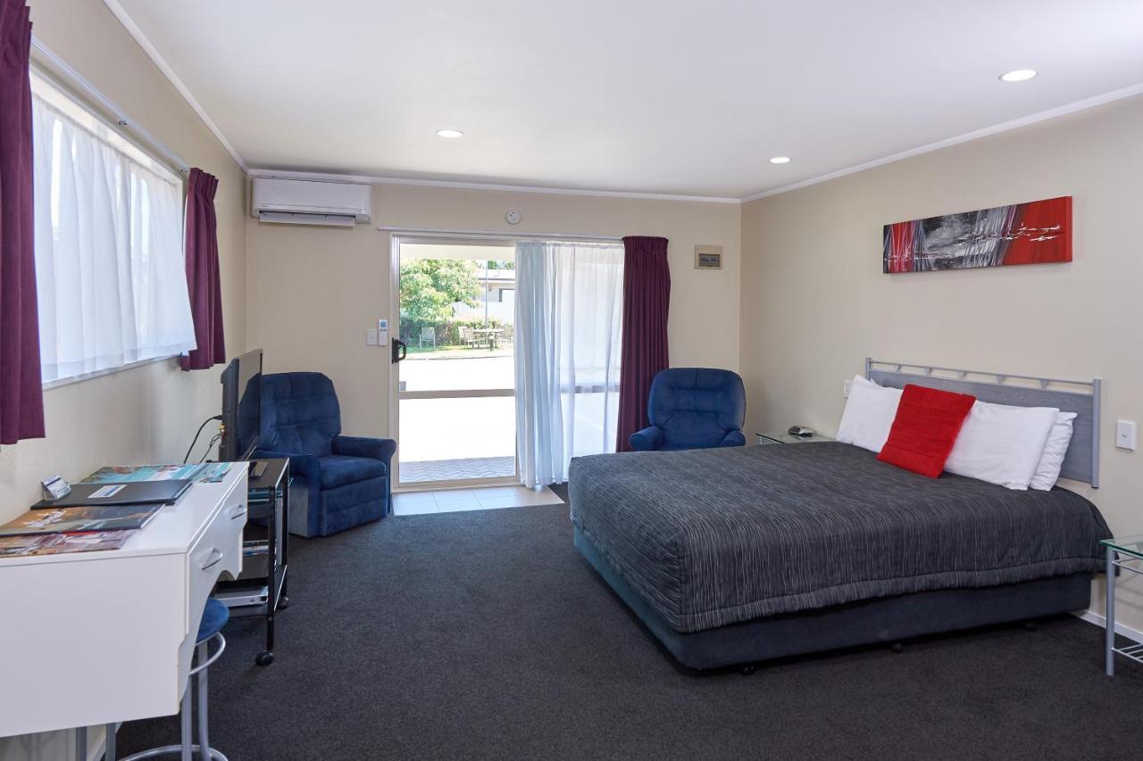 Livingston Motel Уакатане Экстерьер фото