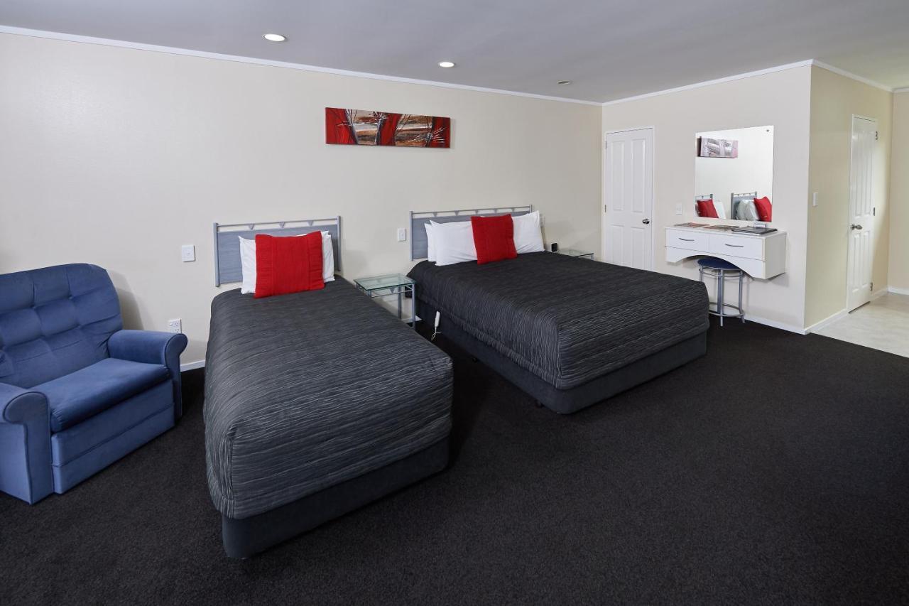 Livingston Motel Уакатане Экстерьер фото
