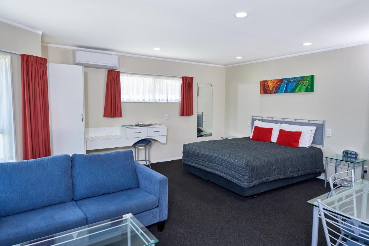 Livingston Motel Уакатане Экстерьер фото